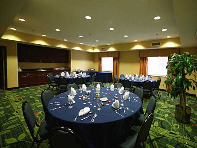 Fairfield Inn & Suites Kansas City Airport Εξωτερικό φωτογραφία