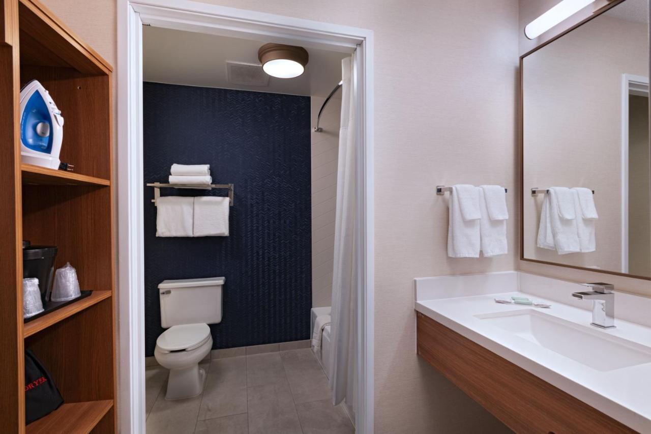 Fairfield Inn & Suites Kansas City Airport Εξωτερικό φωτογραφία