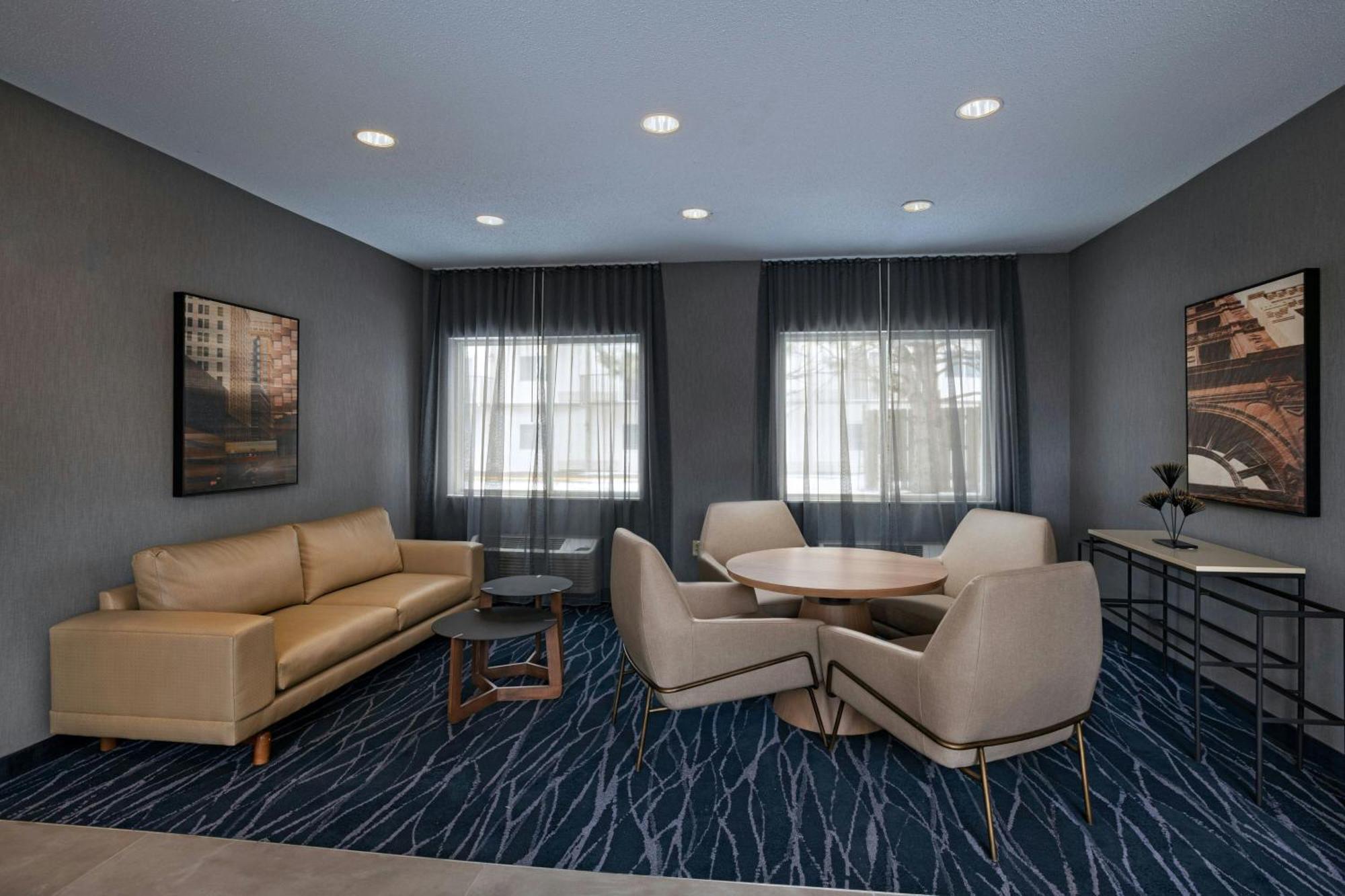 Fairfield Inn & Suites Kansas City Airport Εξωτερικό φωτογραφία